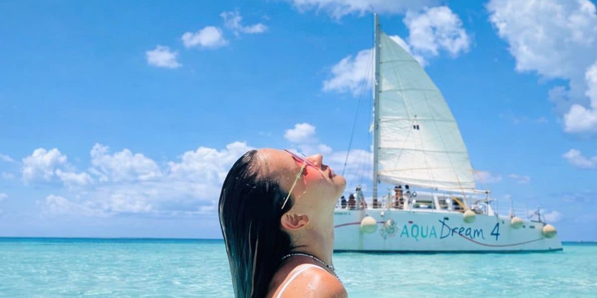 Catamaran Snorkeling Tour to the Reefs and El Cielo + Kuzá Beach